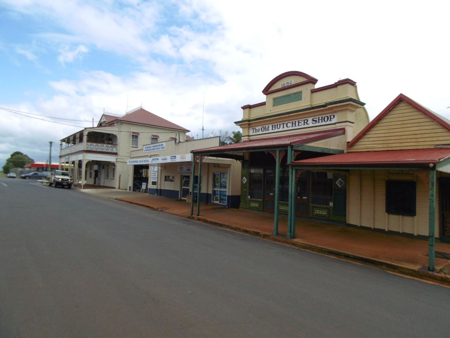 6 North Street, Childers QLD 4660 House For Rent 330.00. Domain