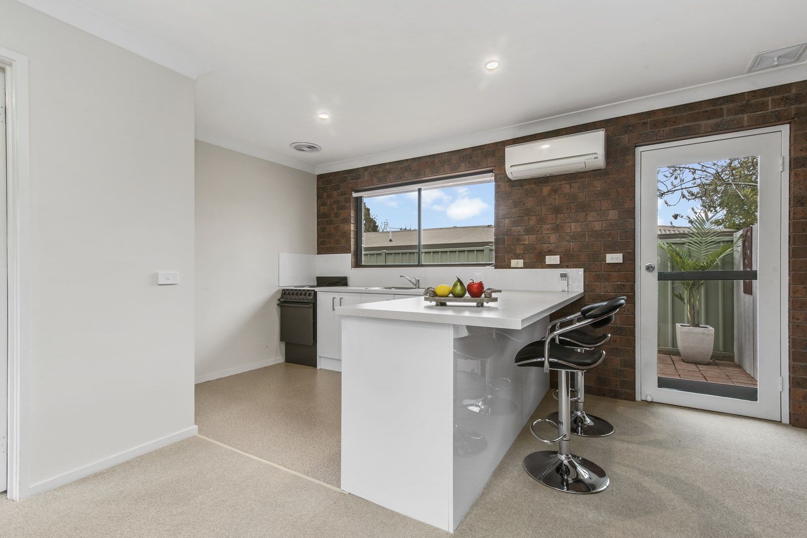 4/9a Smith Street, North Bendigo VIC 3550, Image 2