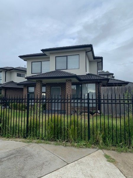 3 bedrooms Townhouse in 4/3 Chandler Road NOBLE PARK VIC, 3174