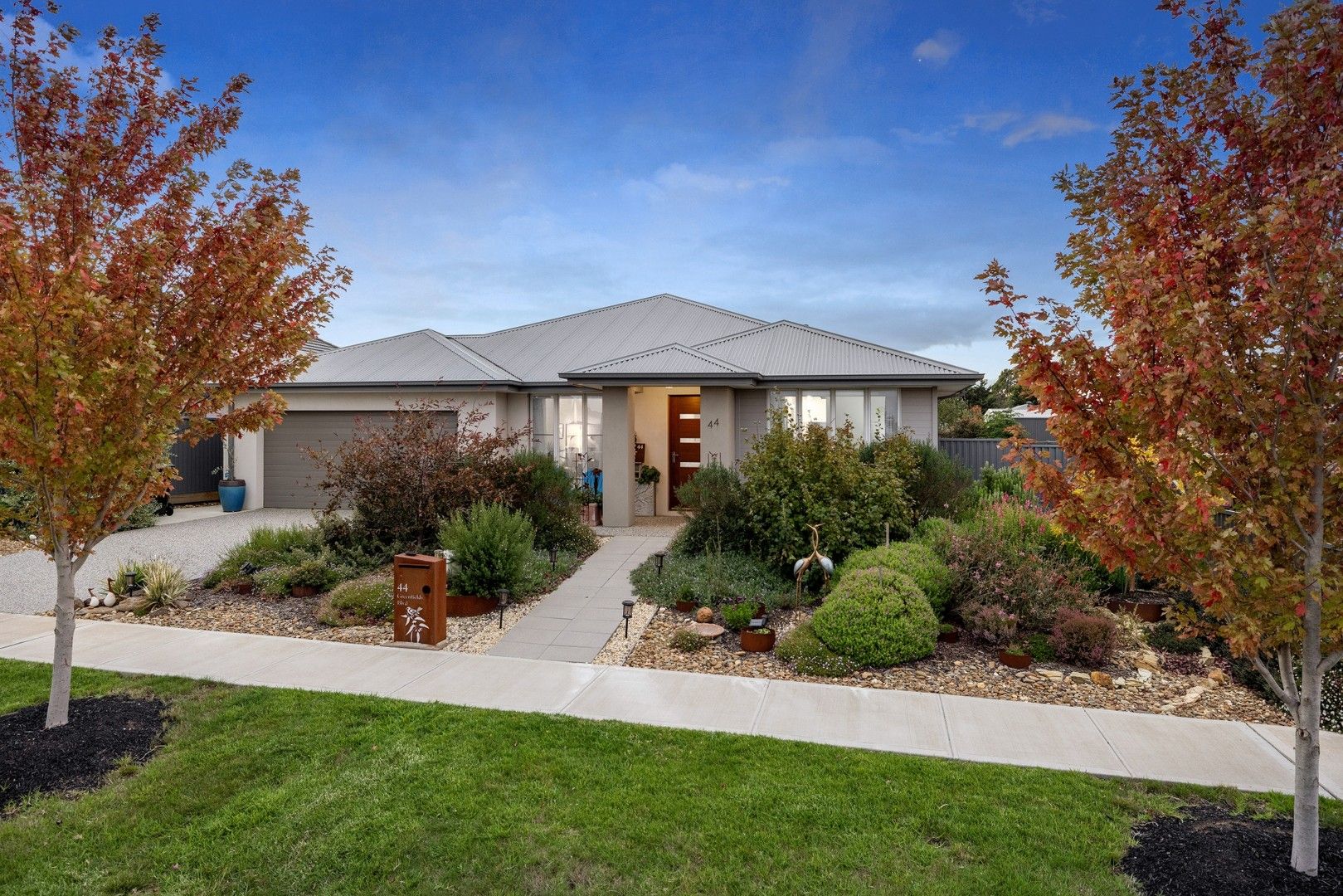 44 Greenfields Boulevard, Romsey VIC 3434, Image 0
