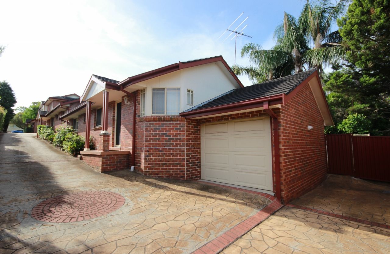 2 bedrooms Townhouse in 3/53 Hydrae Street REVESBY NSW, 2212
