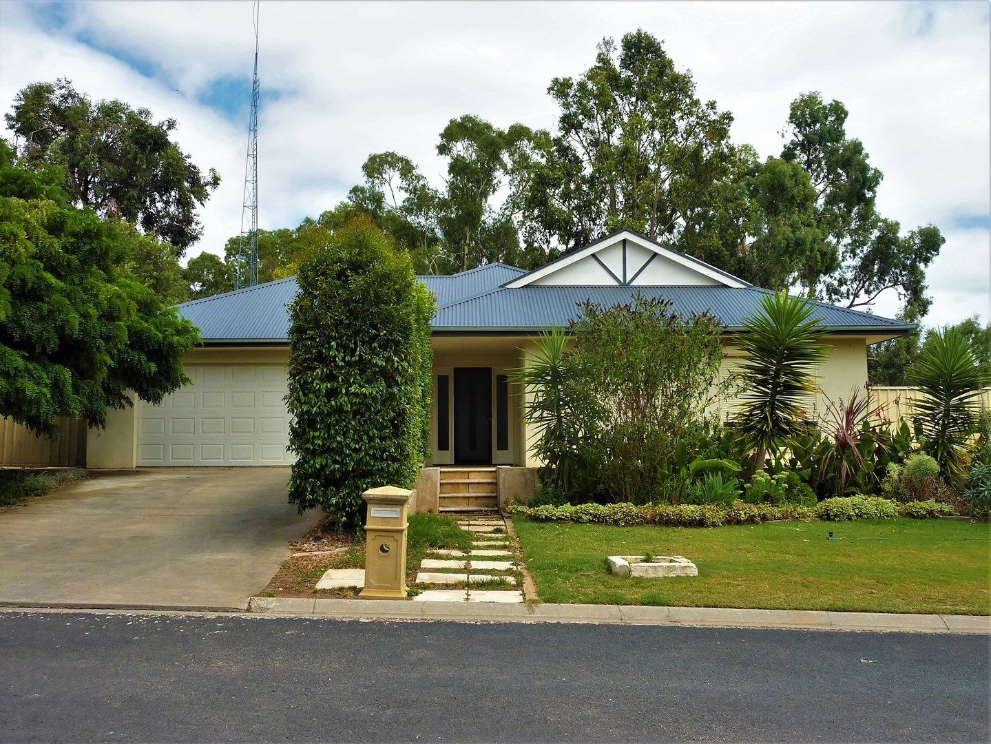 5 Osborne Court, Bordertown SA 5268, Image 0