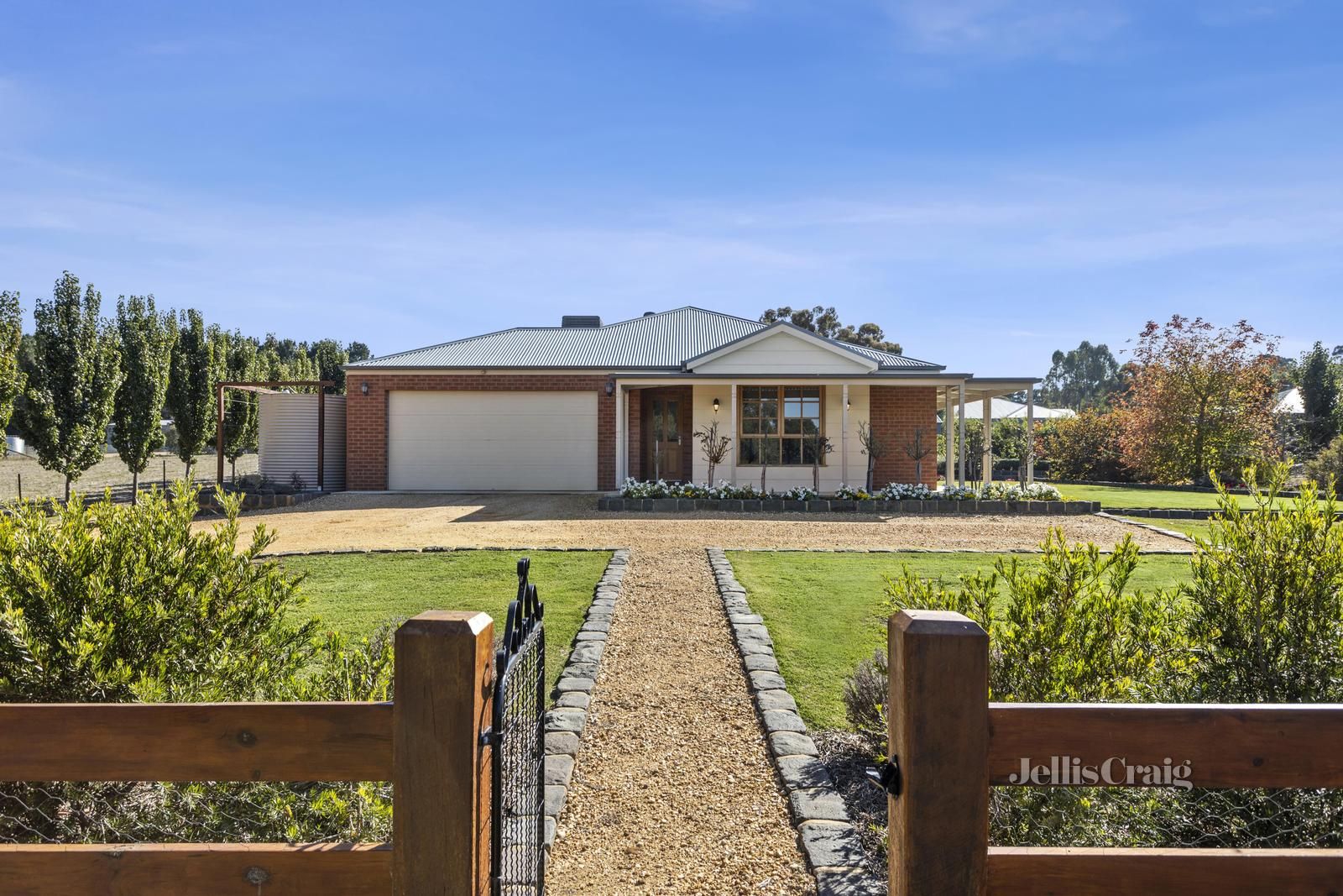 20 Lowther Street, Maldon VIC 3463