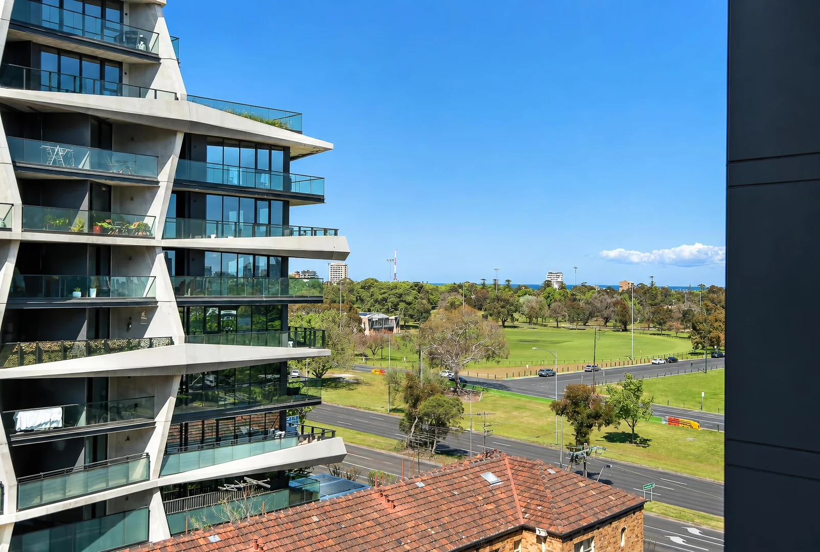 608/74 Queens Road, Melbourne VIC 3000 - Apartment For Rent | Domain