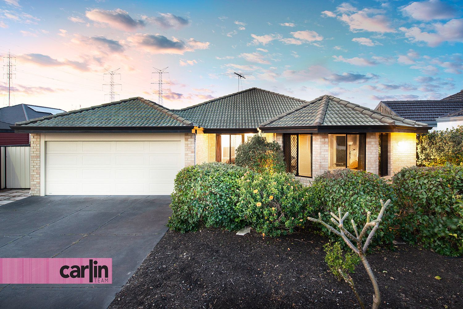 10 Koolinda Close, South Lake WA 6164