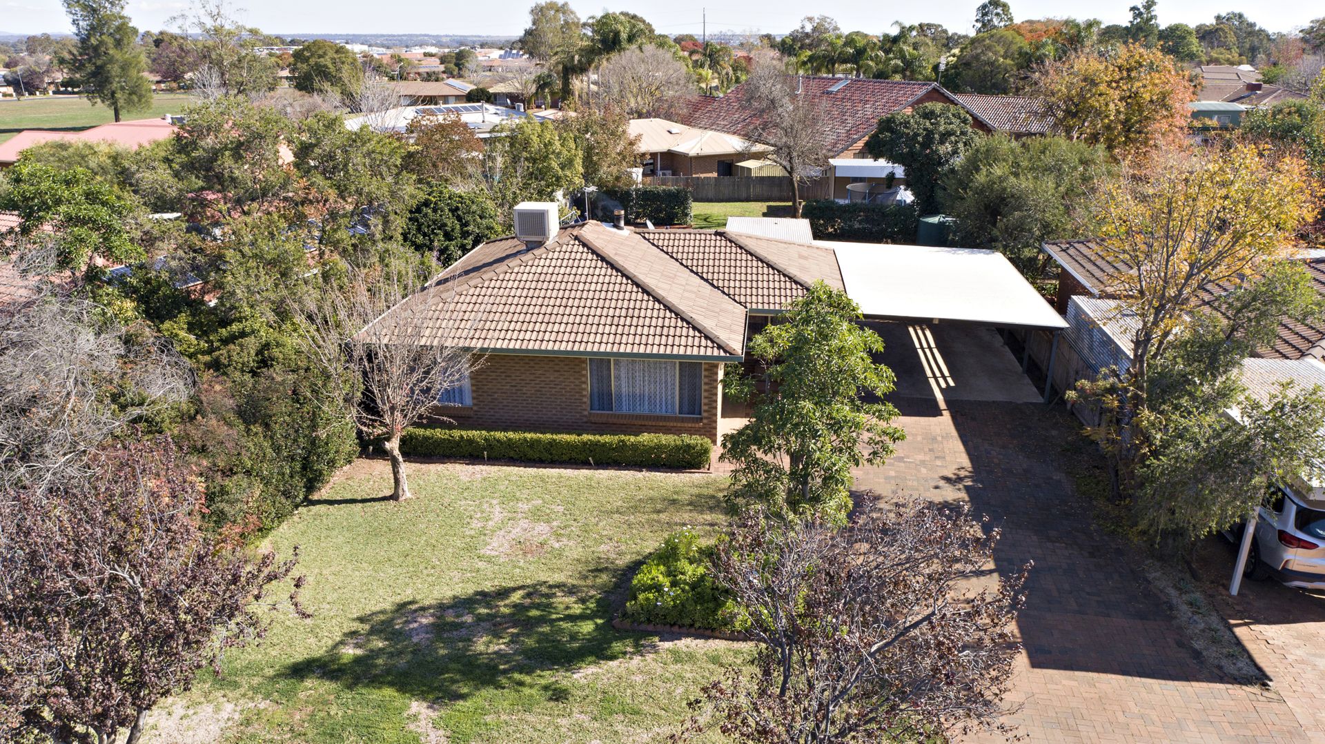 19 Edinburgh Avenue, Dubbo NSW 2830, Image 1