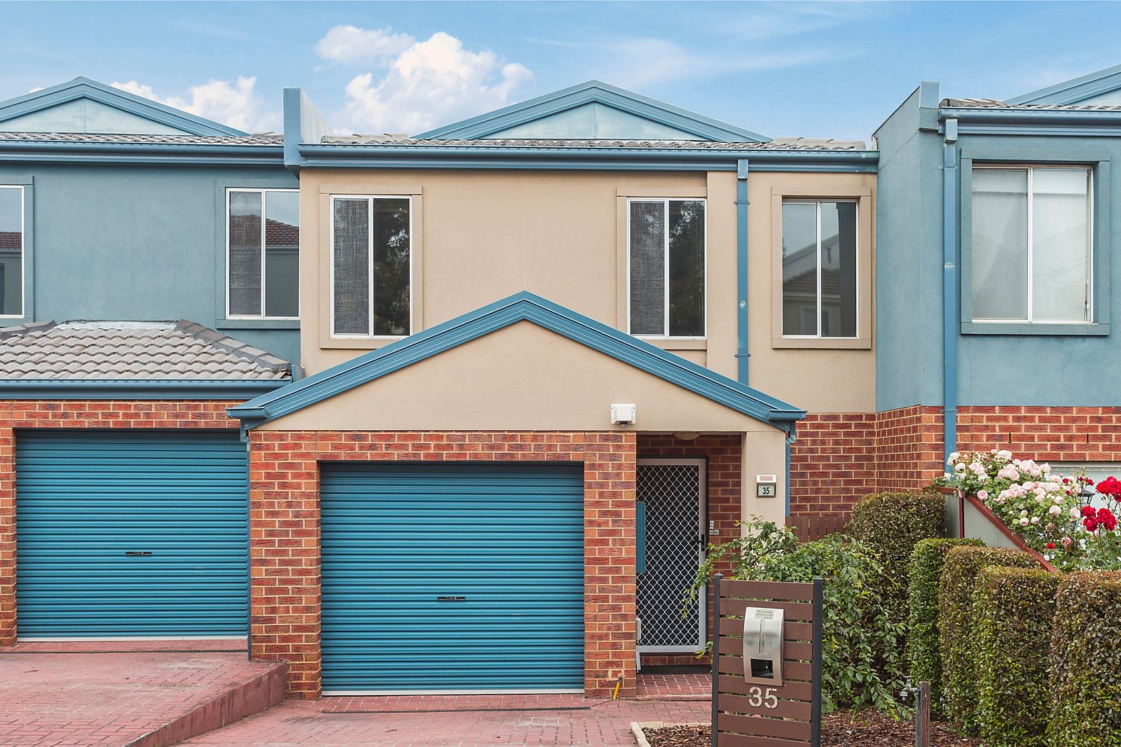 35 Seggan Circle, Gowanbrae VIC 3043, Image 0