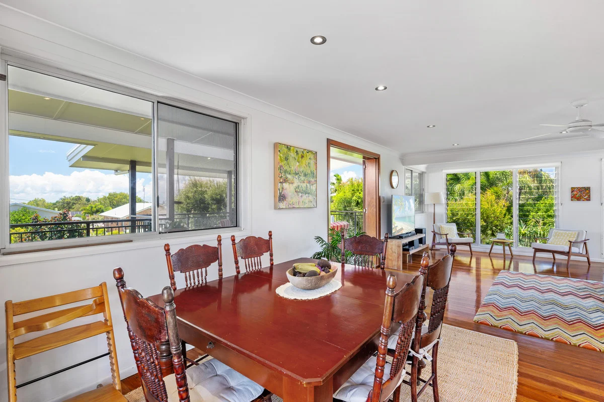 Additional image 7 of 4 Gemson Crescent, Moffat Beach QLD 4551