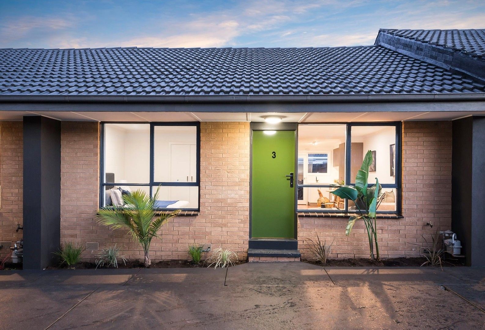 2 bedrooms Apartment / Unit / Flat in 3/252 Station Street EDITHVALE VIC, 3196