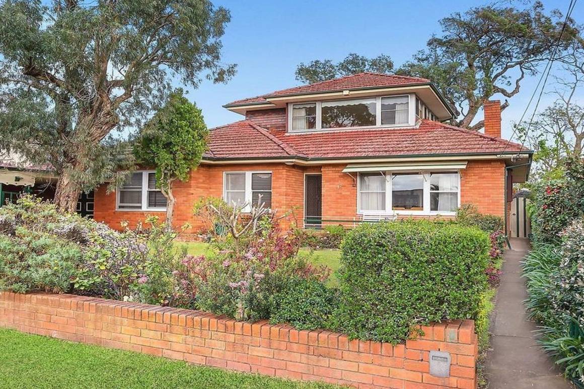 Picture of 32 Read Street, BLAKEHURST NSW 2221