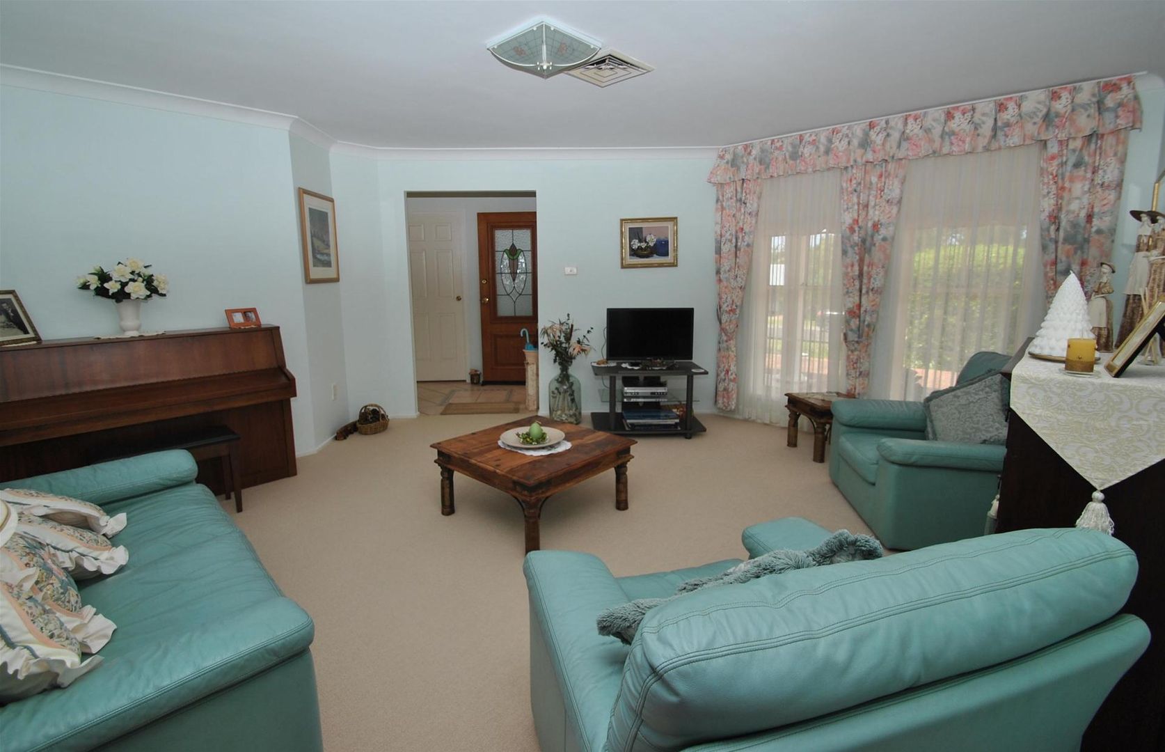 46 Stott Crescent, Callala Bay NSW 2540, Image 2