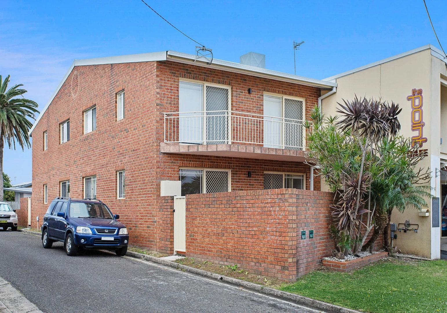 Primary image of 2/40 Point St, Bulli NSW 2516