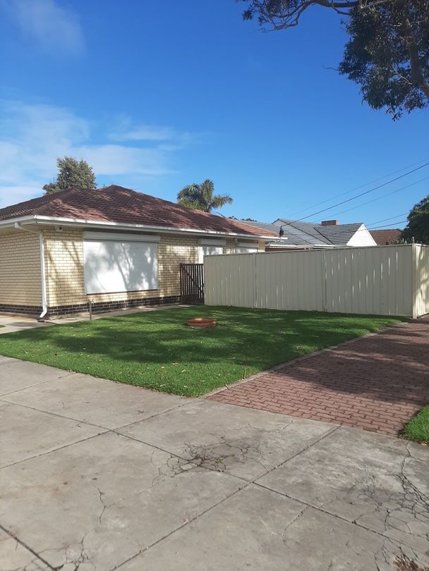 2 bedrooms Apartment / Unit / Flat in 1/16 Golflands Tce GLENELG NORTH SA, 5045