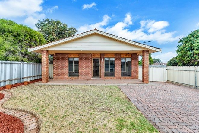 Picture of 20 Scottsglade Road, CHRISTIE DOWNS SA 5164