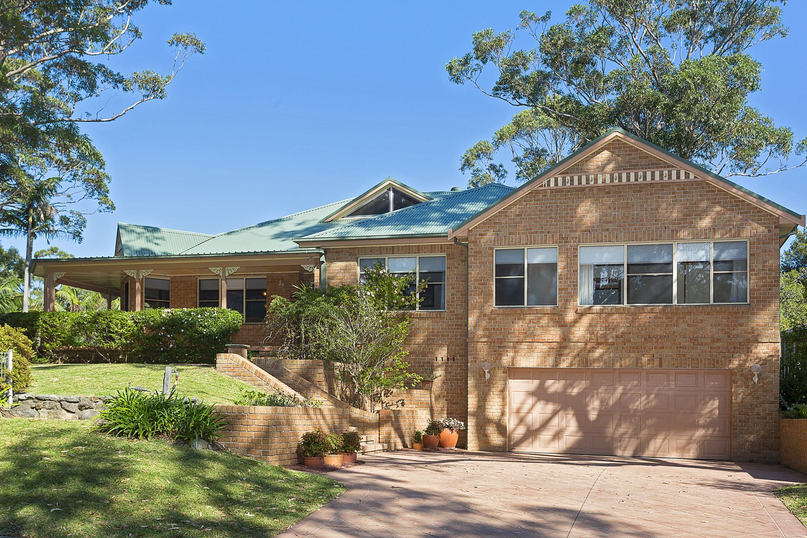 18 Longview Crescent, Stanwell Tops Property History & Address