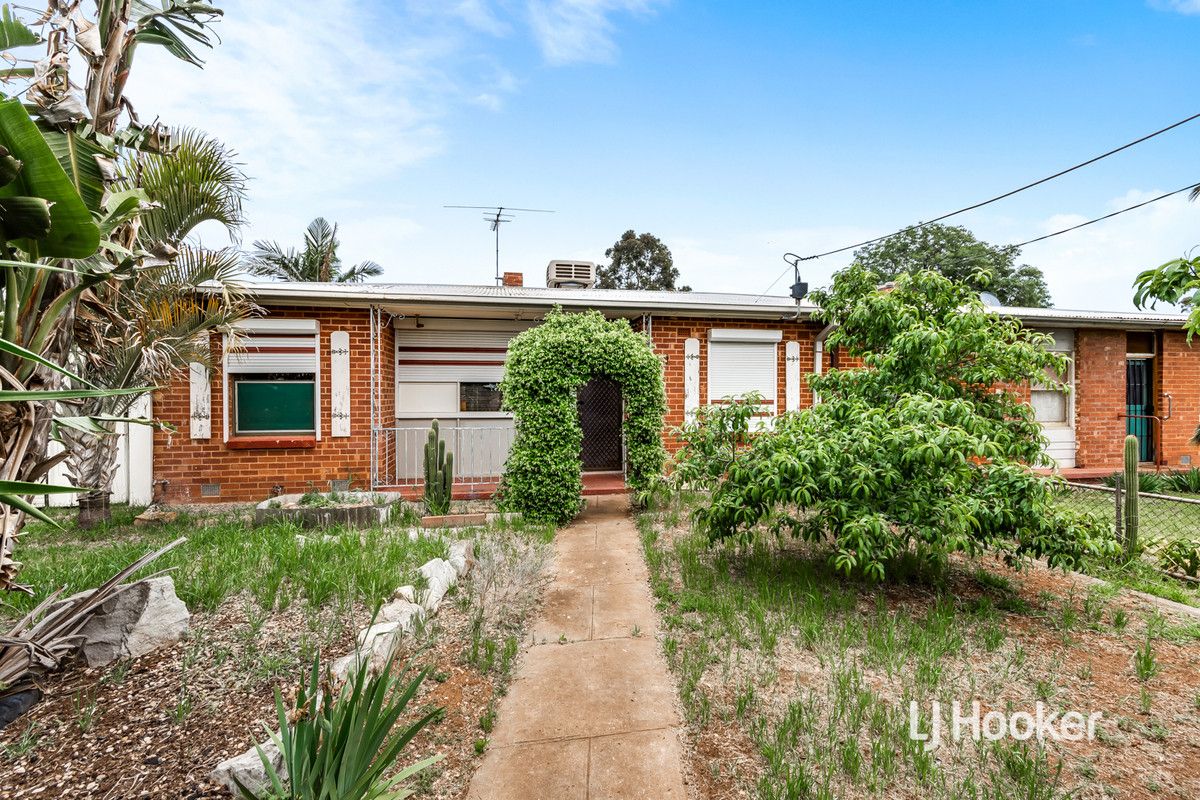 1 Bishopstone Road Davoren Park Sa 5113 Domain