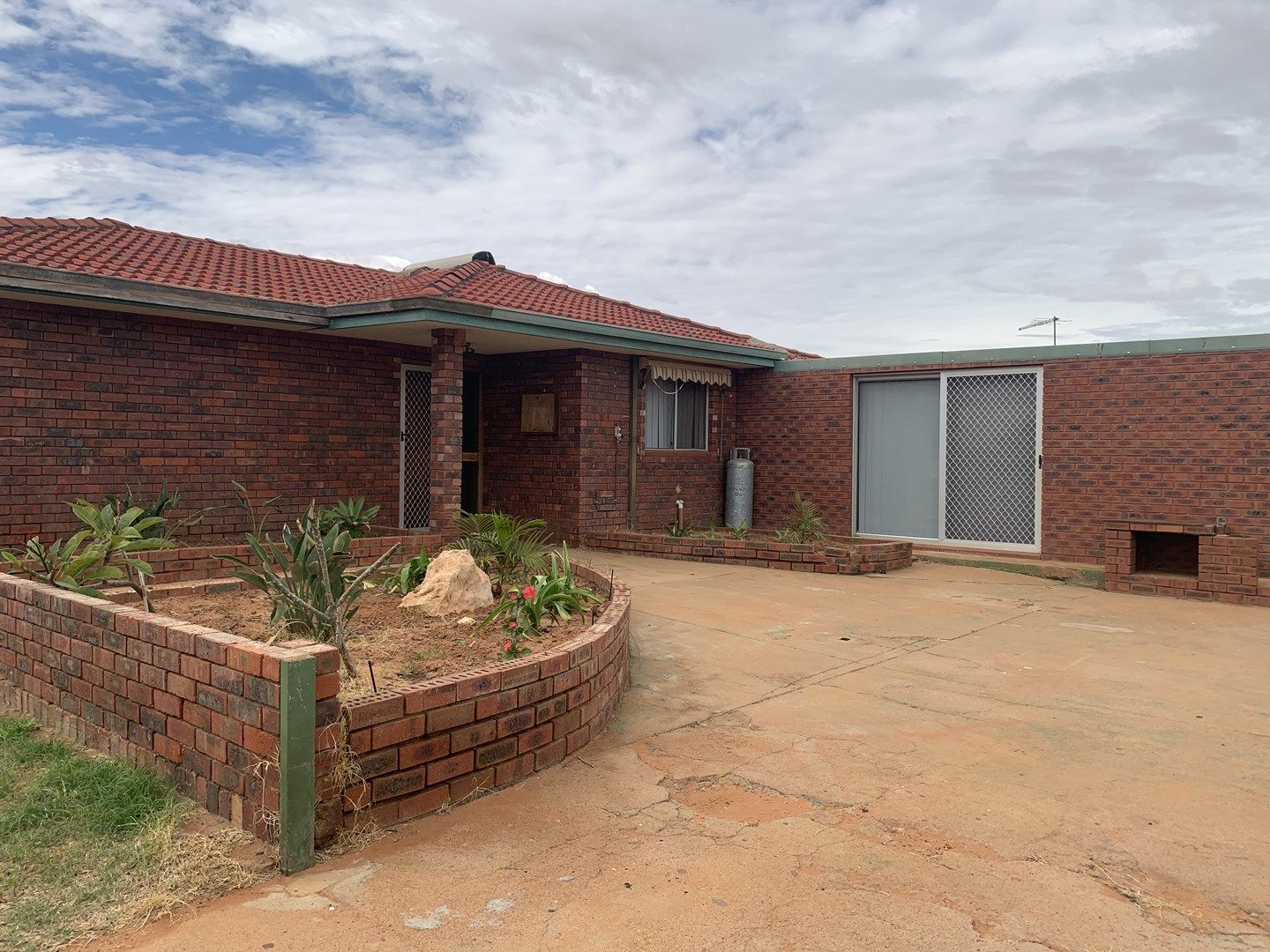 10 Shallcross Street, Carnarvon WA 6701 House For Rent 500 Domain