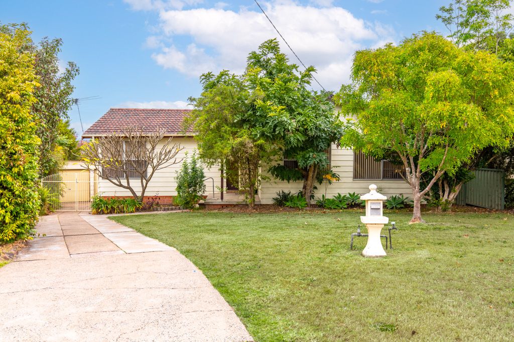 3 bedrooms House in 10 Dinter Close EAST MAITLAND NSW, 2323