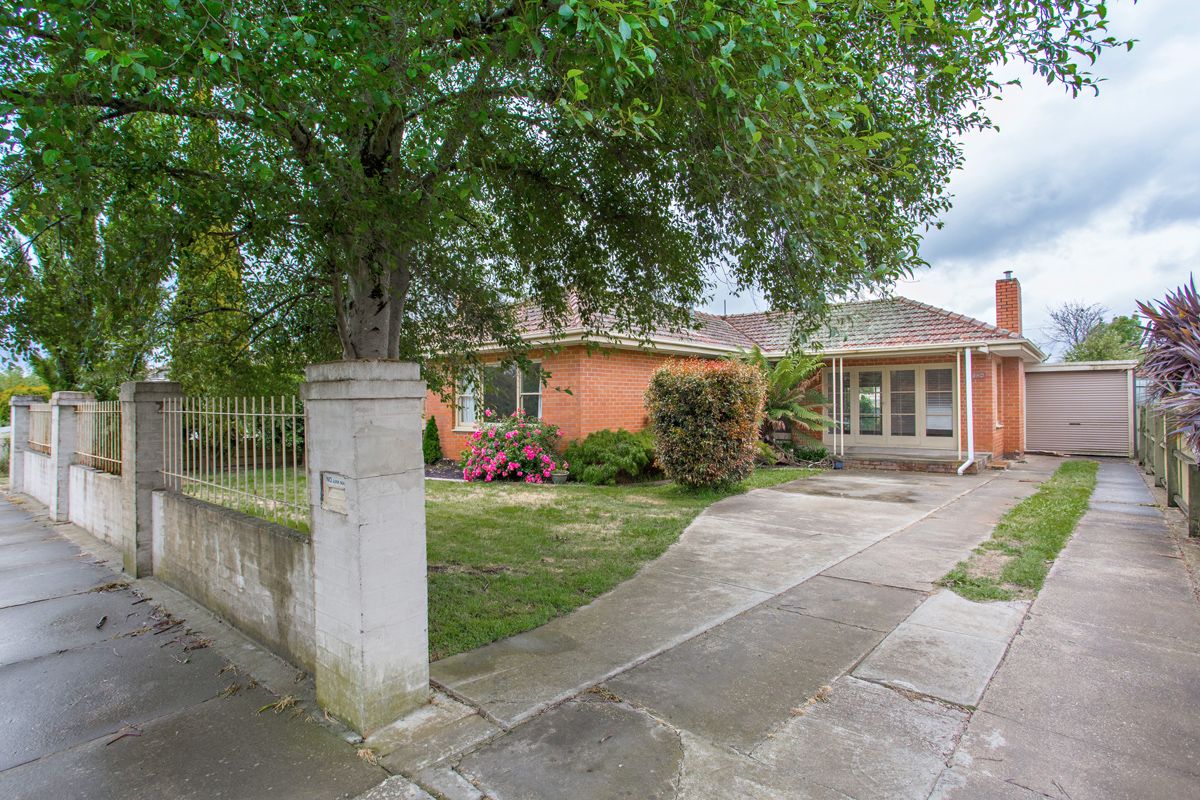 3 bedrooms House in 1124 Norman Street WENDOUREE VIC, 3355