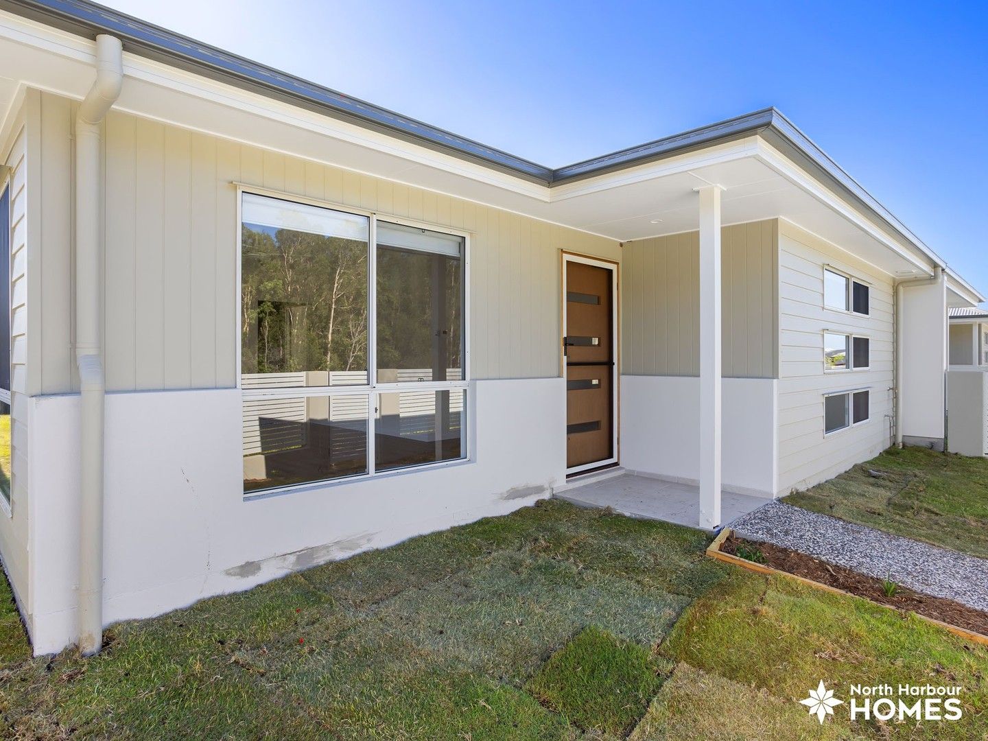 4 bedrooms Terrace in 11 Penny Lane BURPENGARY EAST QLD, 4505