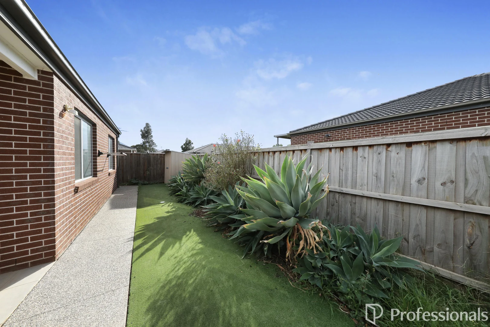 Additional image 16 of 4 Correa Place, Brookfield VIC 3338