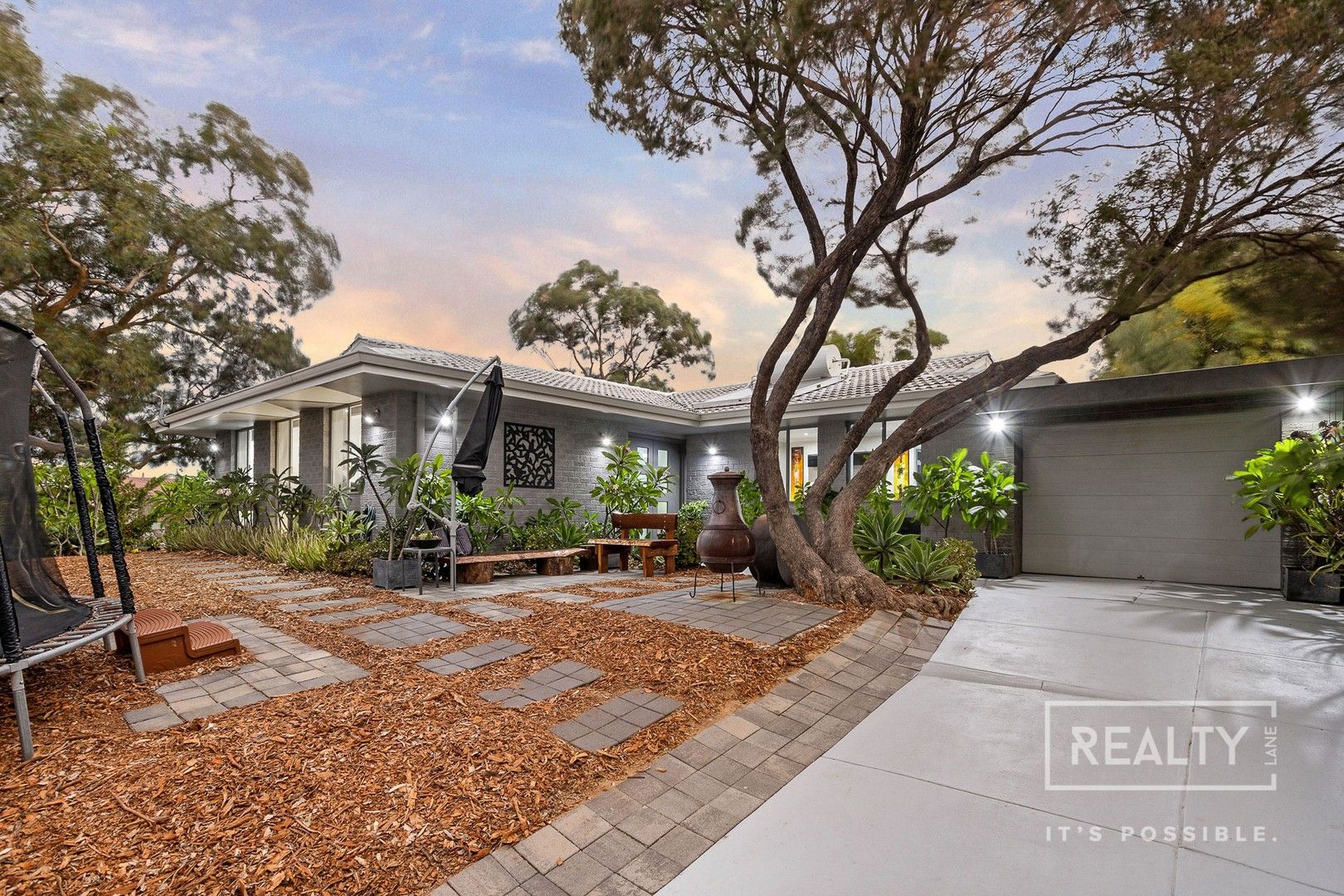 5 bedrooms House in 43 Newborough Street SCARBOROUGH WA, 6019