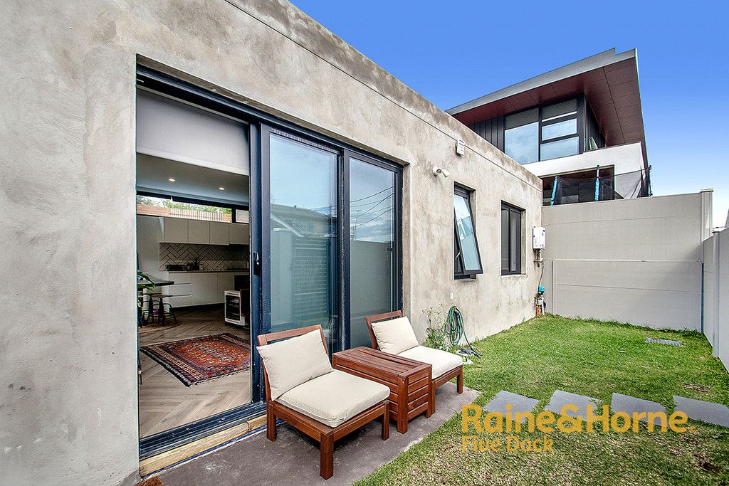 20a Cecil Street, Five Dock NSW 2046, Image 2