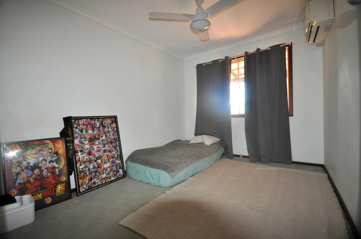 Image 12