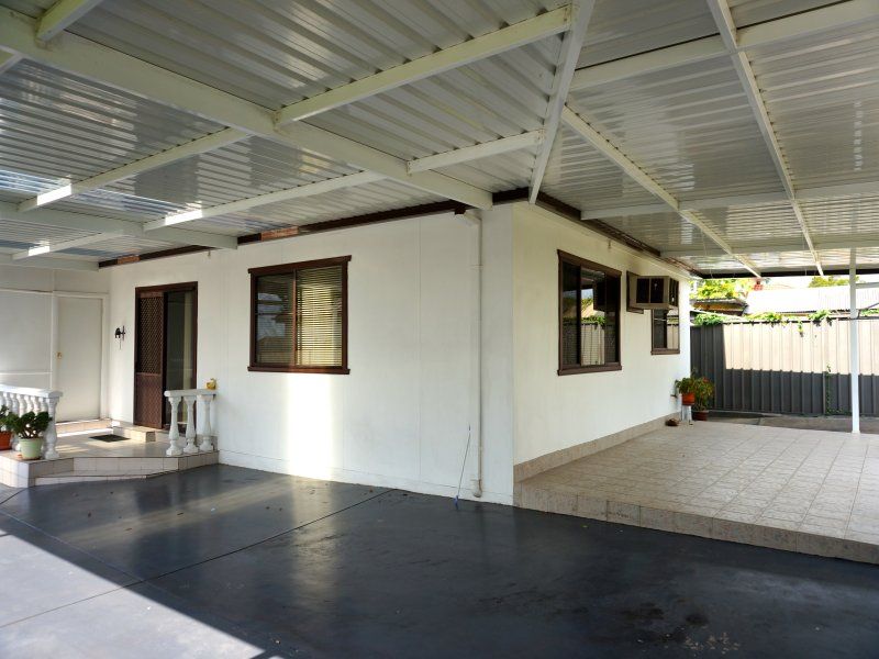 23 Derby Street, Canley Heights NSW 2166, Image 2