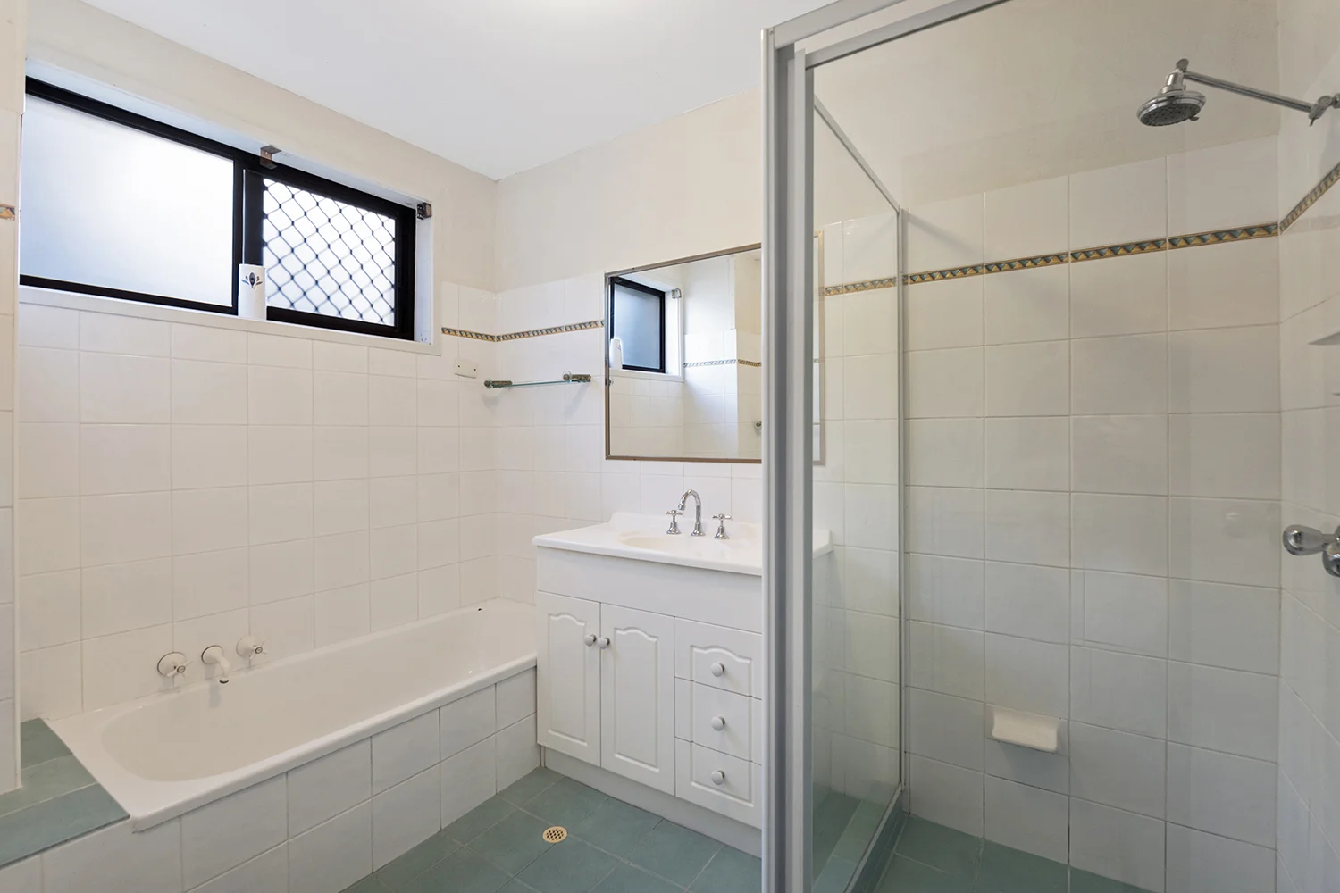 Additional image 7 of Marine Parade, Biggera Waters QLD 4216