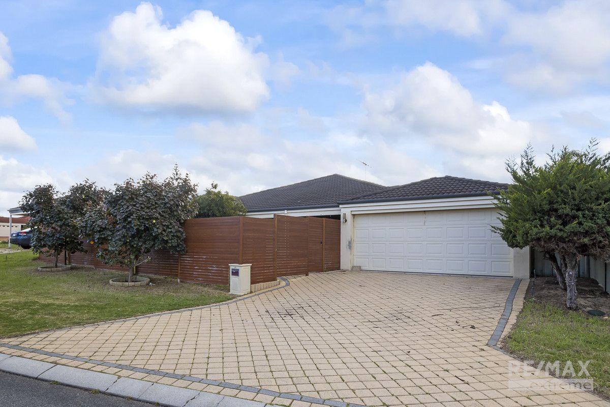 4 bedrooms House in 14 Namoi Turn MERRIWA WA, 6030