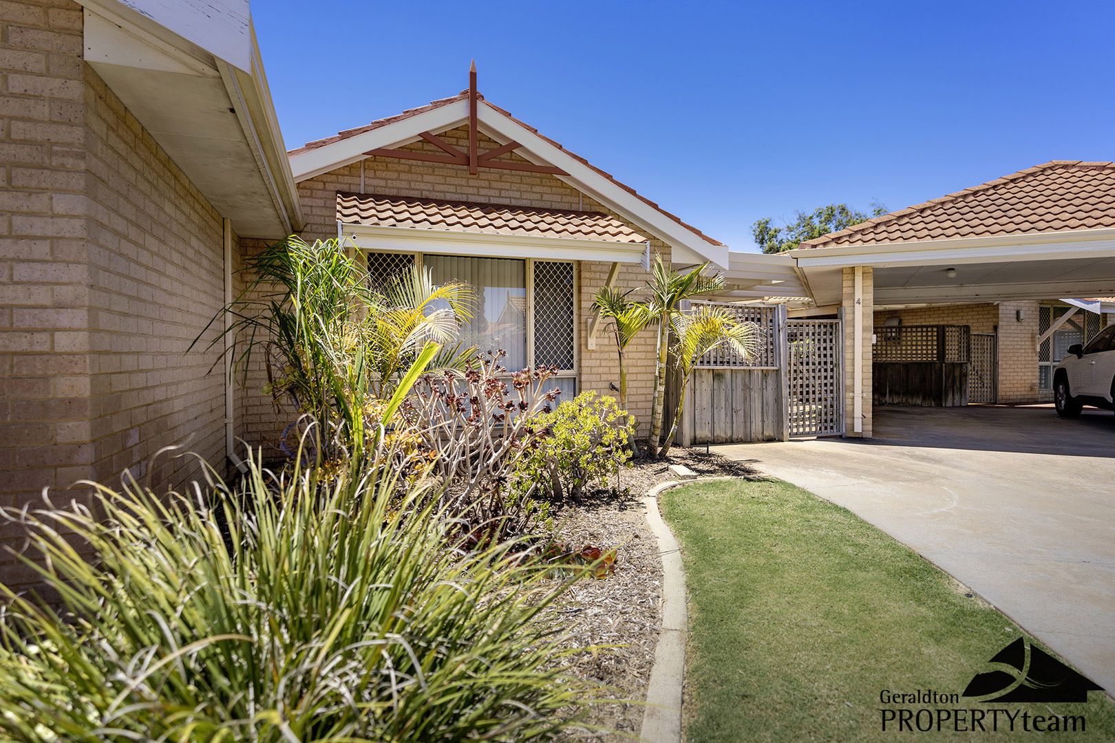 4/450 Chapman Road, Bluff Point WA 6530 House For Rent 350 Domain