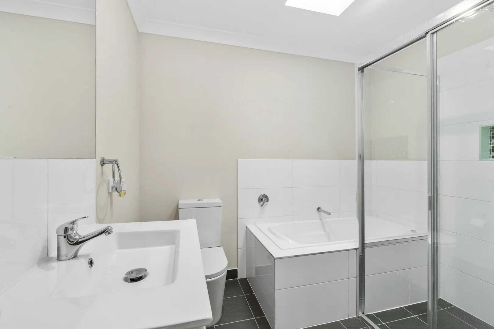 Additional image 8 of 3/14 Cox Avenue, Nowra NSW 2541