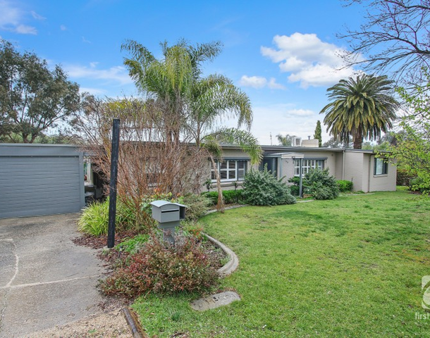 518 Nagle Road, Lavington NSW 2641