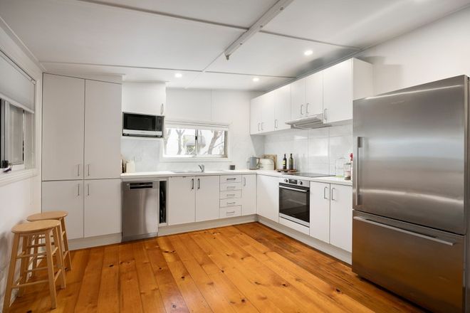 93 South Station Road Silkstone 4304 - Image 3