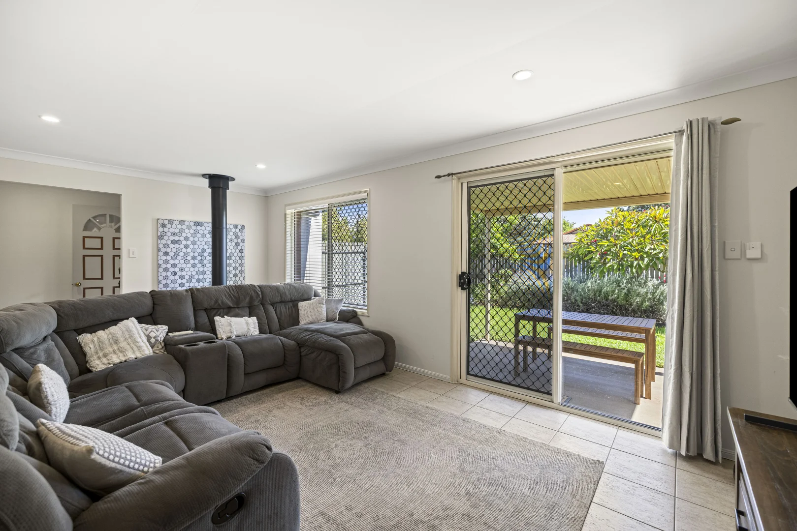 Additional image 4 of 1/17 Hennenlotter Court, Kearneys Spring QLD 4350