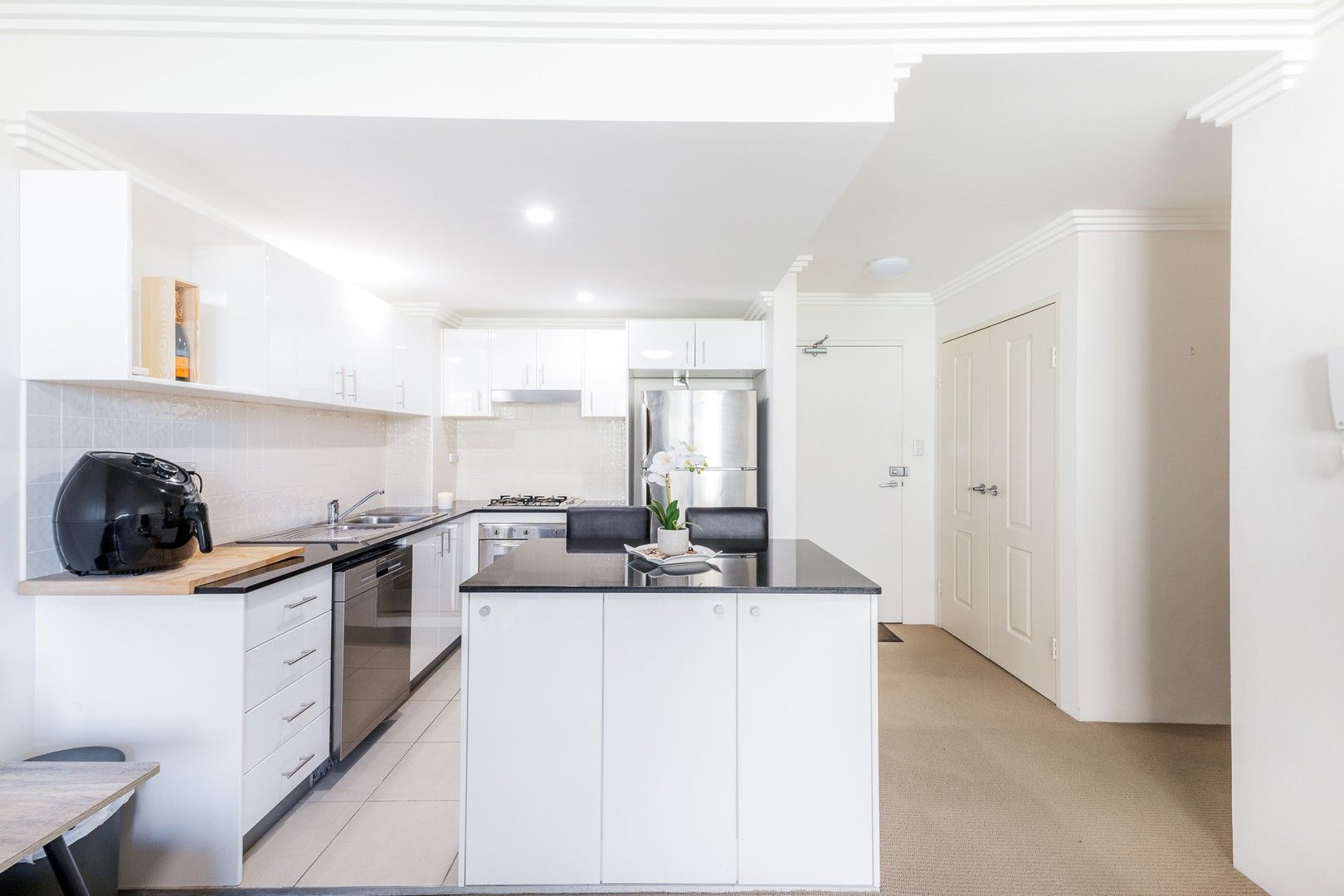 1 bedrooms Apartment / Unit / Flat in 19/8-12 Wandella Road MIRANDA NSW, 2228