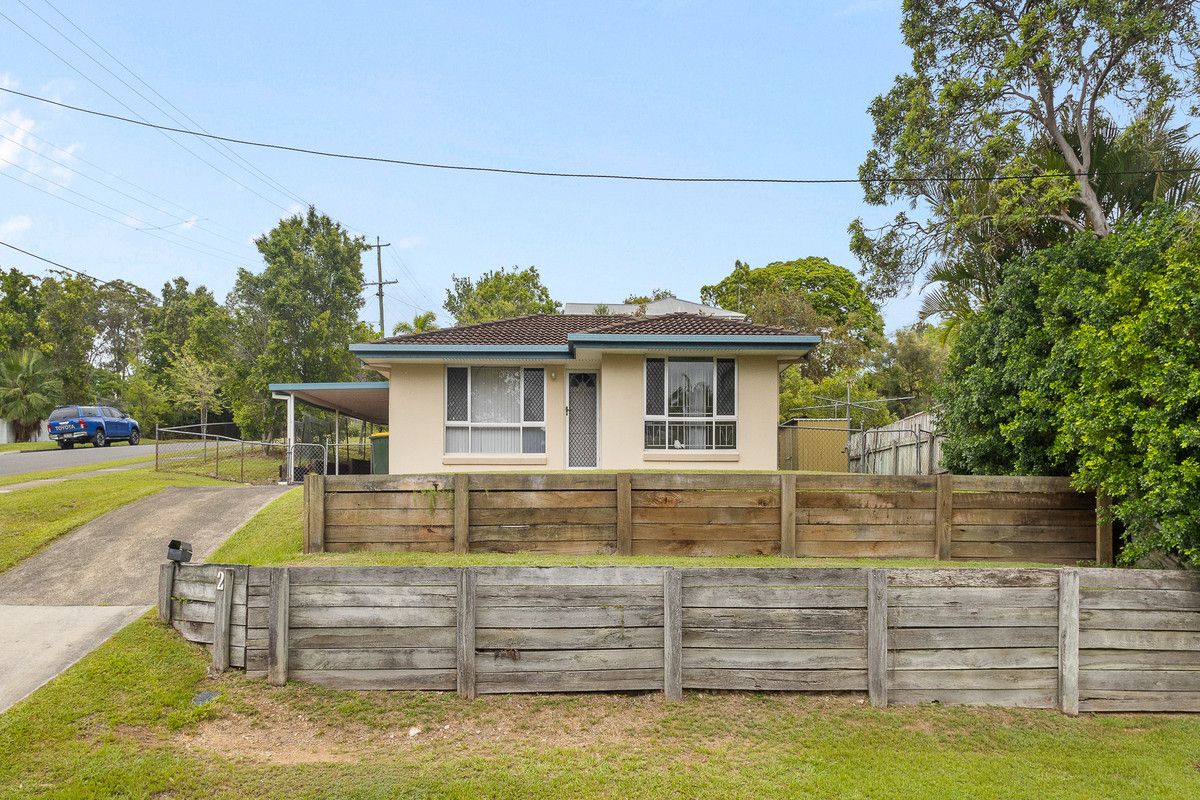 3 bedrooms House in 2 Neranda Court HOLLAND PARK QLD, 4121