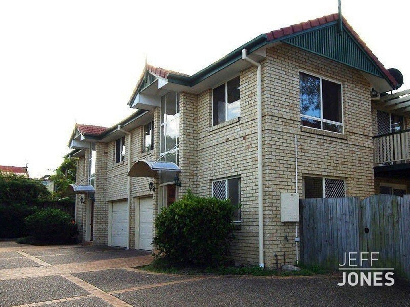3 bedrooms Townhouse in 2/14 Real Street ANNERLEY QLD, 4103
