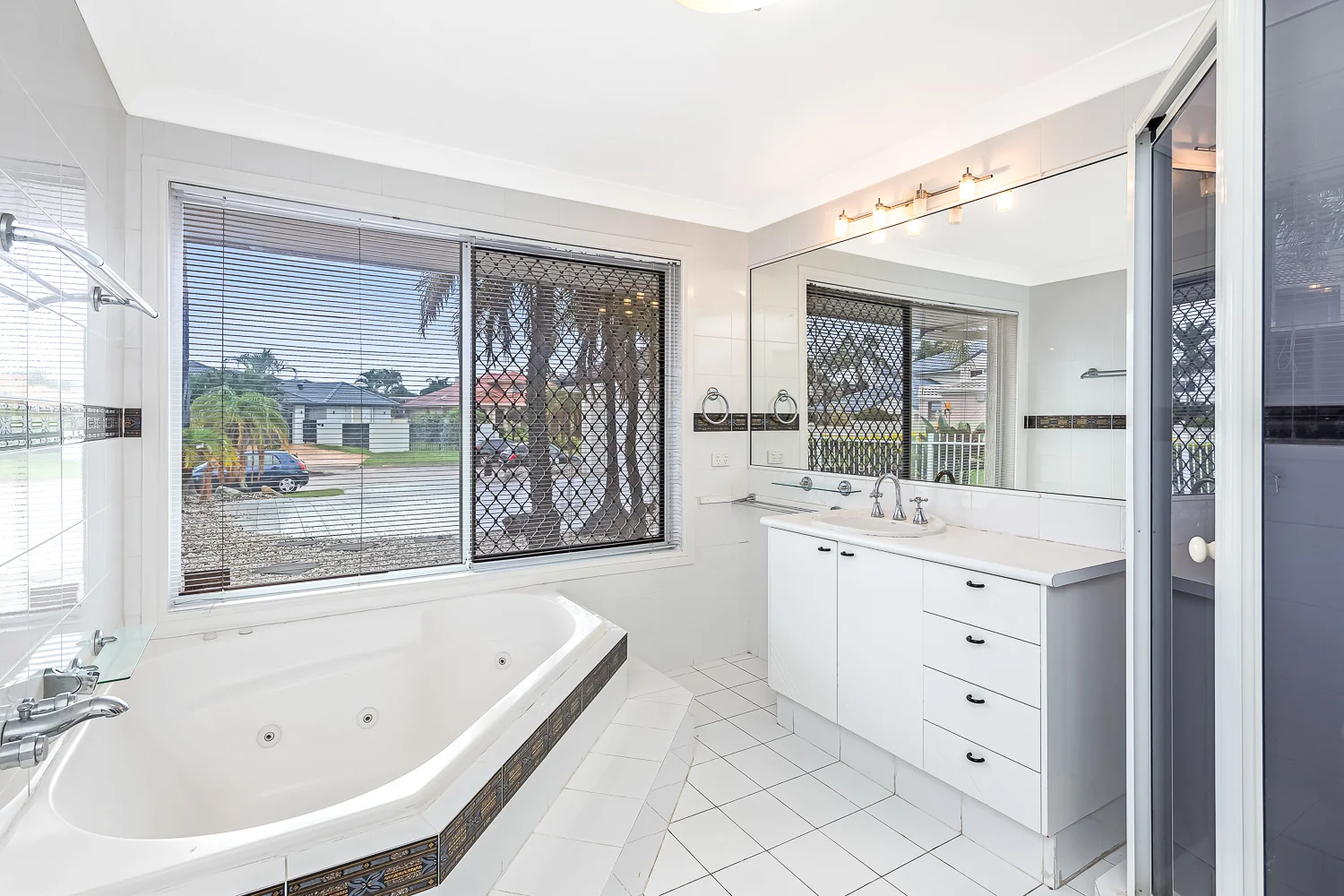 Additional image 6 of 14 Key Biscayne, Clear Island Waters QLD 4226