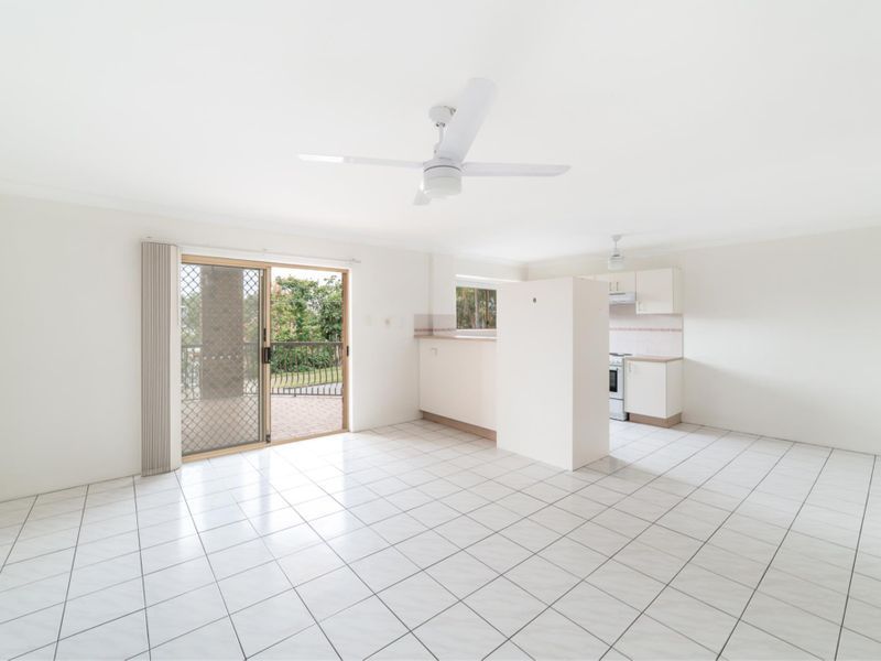 2 bedrooms Apartment / Unit / Flat in 1/11 Tenby Street MOUNT GRAVATT QLD, 4122