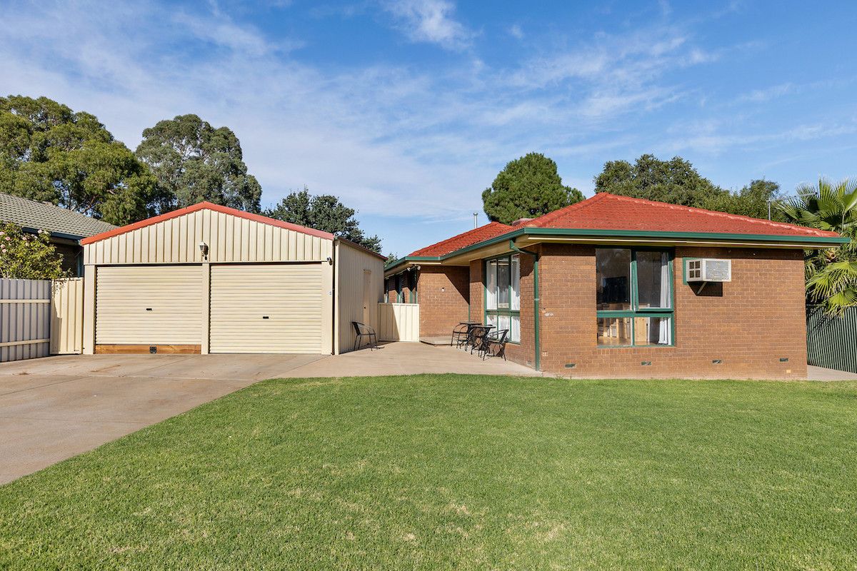 33 Dunn Avenue, Forest Hill NSW 2651, Image 0