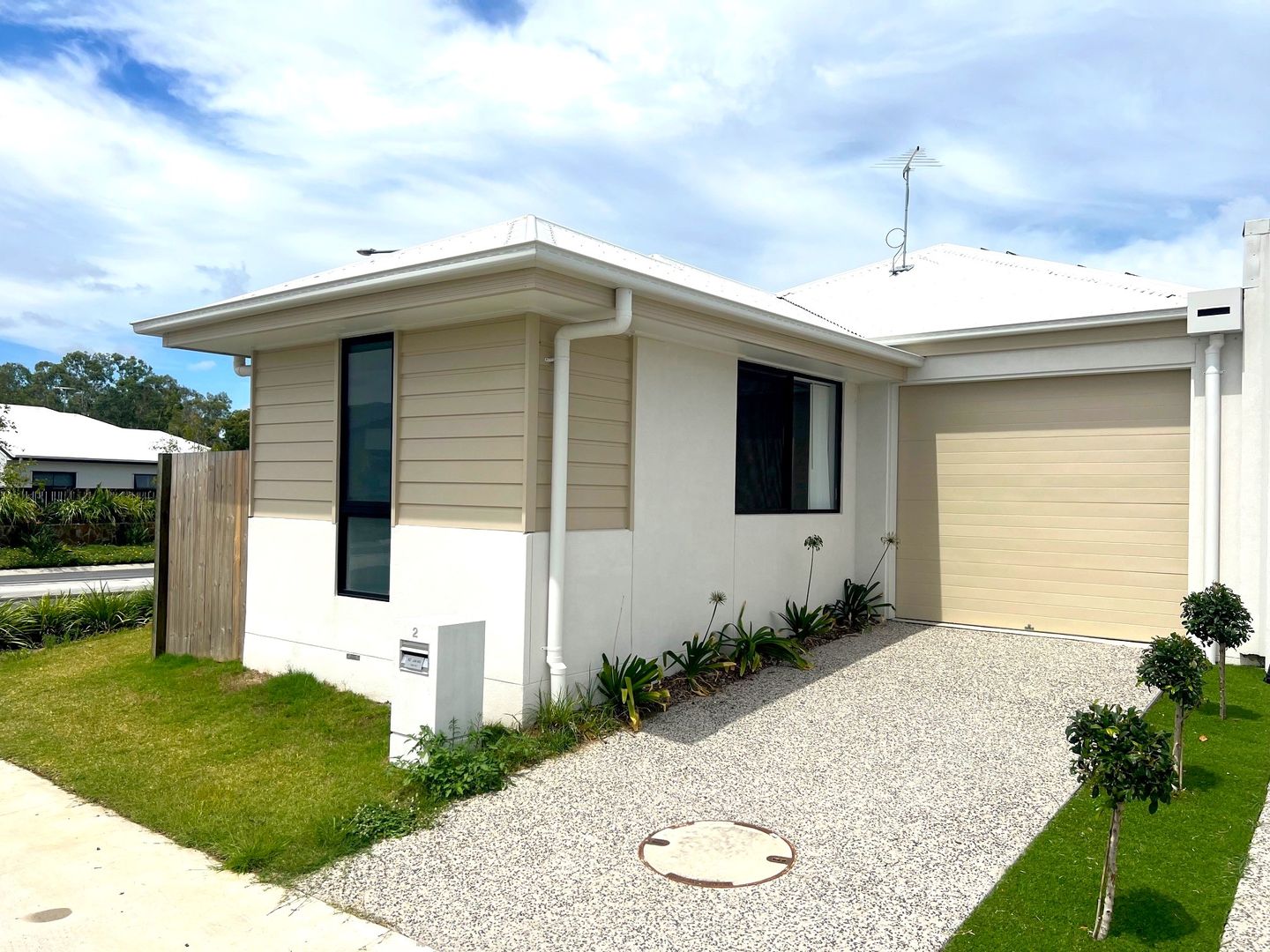 2 Jaguar Lane, Ripley QLD 4306, Image 2