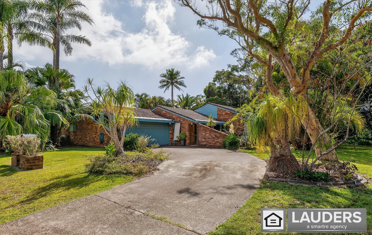 14 Oceanic Place, Old Bar NSW 2430