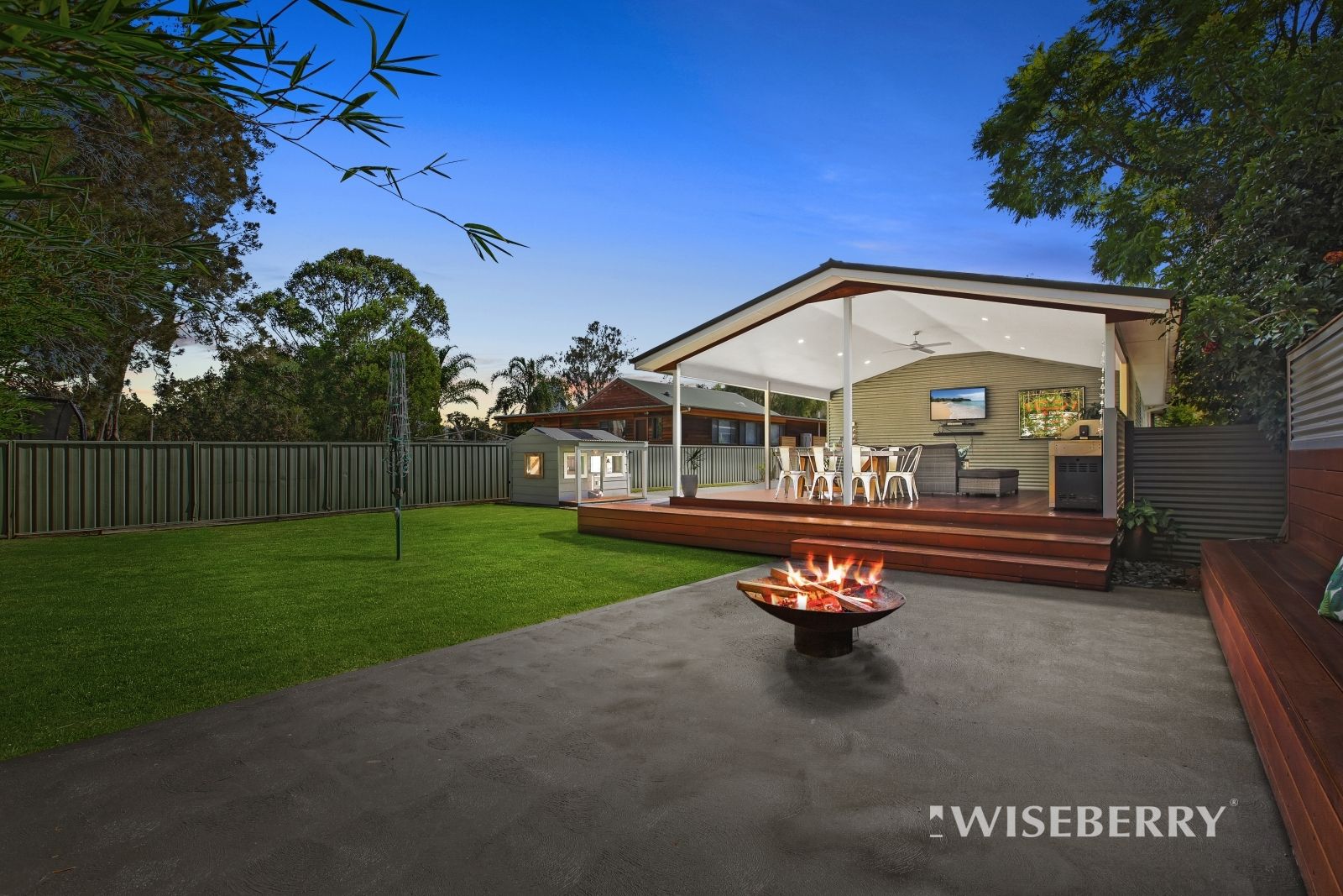 67 Warner Avenue, Tuggerawong NSW 2259, Image 0