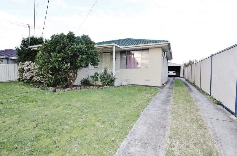 3 bedrooms House in 3 Armadale Avenue NOBLE PARK VIC, 3174