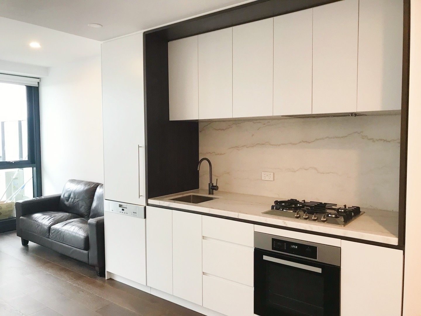 2 bedrooms Apartment / Unit / Flat in 1201/828 Whitehorse Road BOX HILL VIC, 3128