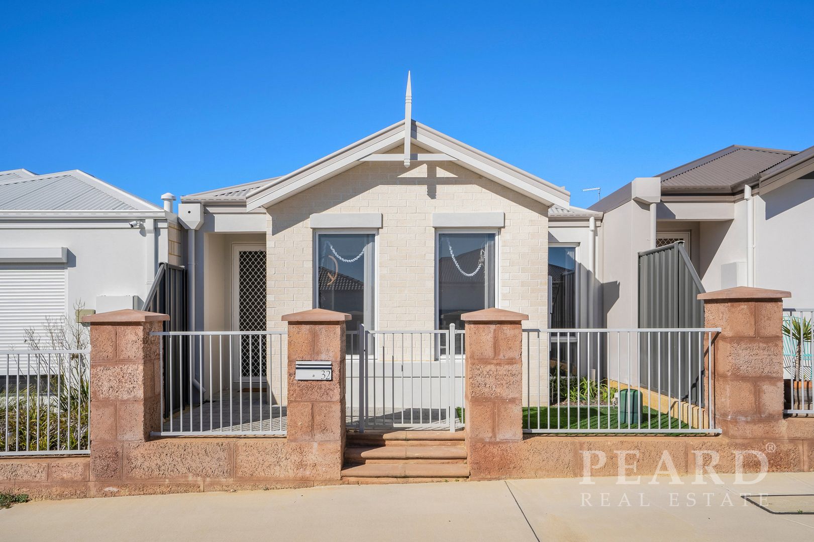 32 Wallaby Road, Banksia Grove WA 6031, Image 2