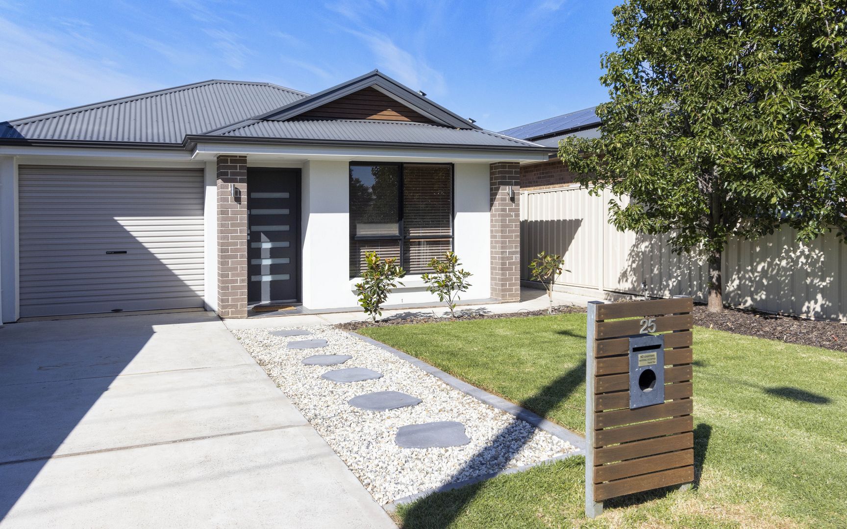 25 Lucerne Grove, Findon SA 5023, Image 2