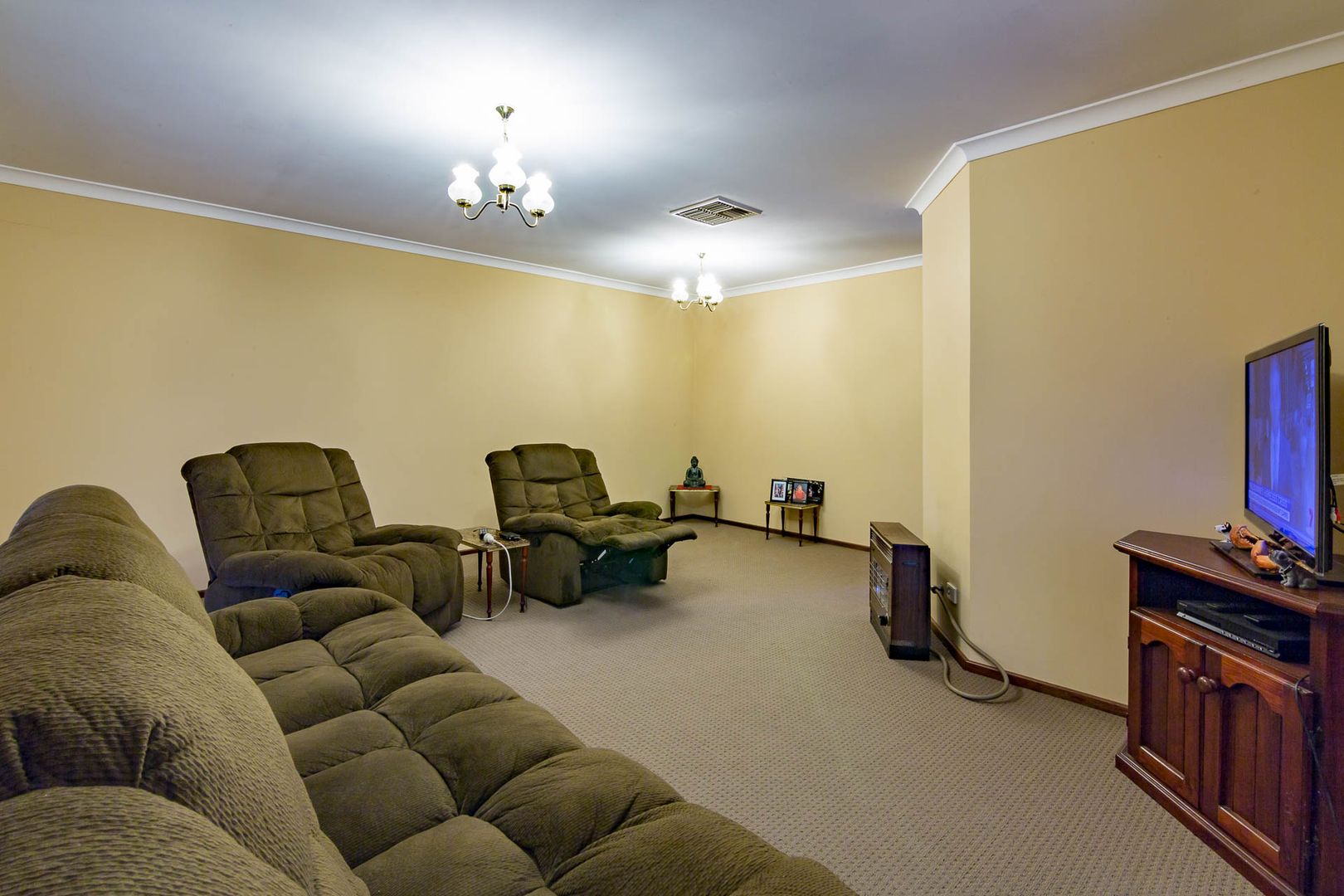 2/5 Cambridge Crescent, East Bunbury WA 6230, Image 1